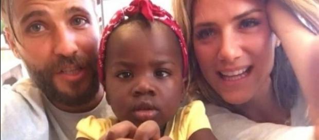 Bruno e Giovanna com a filha Titi, de 2 anos Bruno e Giovanna com a filha Titi, de 2 anos