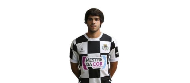 Edu Ferreira, jovem jogador do Boavista, motiva onda de solidariedade Edu Ferreira, jovem jogador do Boavista, motiva onda de solidariedade