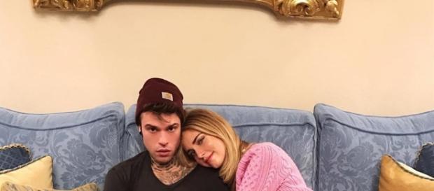 Fedez e Chiara Ferragni: il primo bacio social Fedez e Chiara Ferragni: il primo bacio social