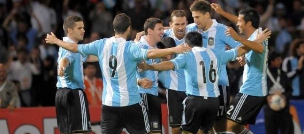 Qué país tiene mejor fútbol: Argentina o Uruguay? - Taringa! - taringa.net Qué país tiene mejor fútbol: Argentina o Uruguay? - Taringa! - taringa.net