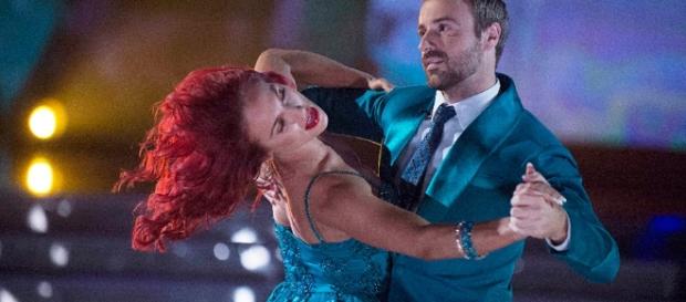 Sharna Burgess and James Hinchcliffe on 'Dancing with the Stars - Photo: Blasting News Library - indycar.com Sharna Burgess and James Hinchcliffe on 'Dancing with the Stars - Photo: Blasting News Library - indycar.com