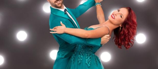 Sharna Burgess returns to "Dancing with the Stars" - Photo: Blasting News Library - thecelebrityauction.com Sharna Burgess returns to "Dancing with the Stars" - Photo: Blasting News Library - thecelebrityauction.com