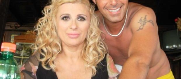 Tina Cipollari e Chicco in crisi? Tina Cipollari e Chicco in crisi?
