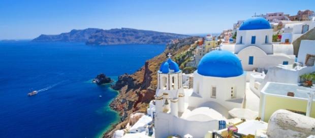 Black friday 2016: sconti per voli low cost e viaggi. Black friday 2016: sconti per voli low cost e viaggi.