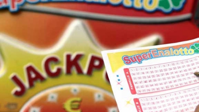 Estrazioni SuperEnalotto e Lotto 15 novembre 2016