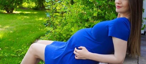 Adela Popescu a fost operată de urgenţă Adela Popescu a fost operată de urgenţă