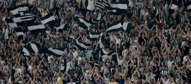 Botafogo x Chapecoense: assista ao jogo ao vivo Botafogo x Chapecoense: assista ao jogo ao vivo
