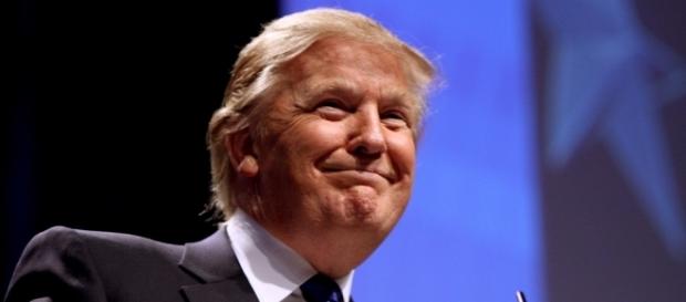 Donald Trump recusa salário de US$ 400 mil Donald Trump recusa salário de US$ 400 mil