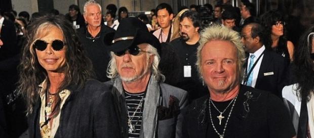 Una recente immagine degli Aerosmith. Manca Perry, il chitarrista. Una recente immagine degli Aerosmith. Manca Perry, il chitarrista.