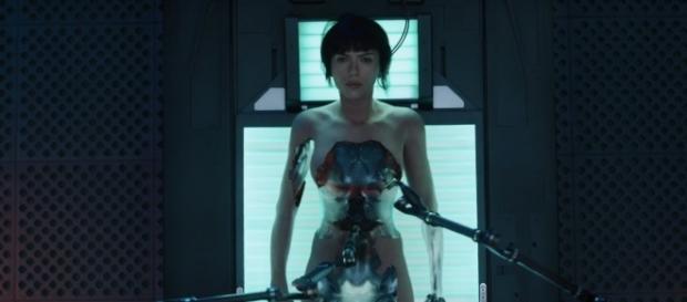 Une androïde sexy digne de Westworld ! Une androïde sexy digne de Westworld !
