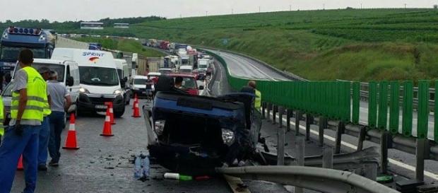 Accident pe Autostrada Soarelui! Imagini arhivă Accident pe Autostrada Soarelui! Imagini arhivă