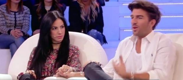 Andrea Damante e Giulia De Lellis, lite a Pomeriggio 5 Andrea Damante e Giulia De Lellis, lite a Pomeriggio 5
