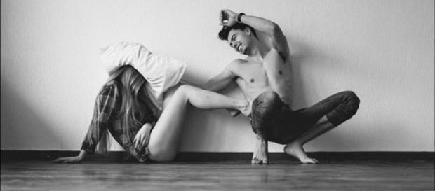 Depois de um certo tempo convivendo juntos, nada mais é como era antes. Depois de um certo tempo convivendo juntos, nada mais é como era antes.