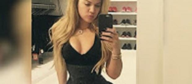 Source: Youtube Entertainment Tonight "Khloe Kardashian Looks Super Skinny in New Waist Training Selfie" Source: Youtube Entertainment Tonight "Khloe Kardashian Looks Super Skinny in New Waist Training Selfie"