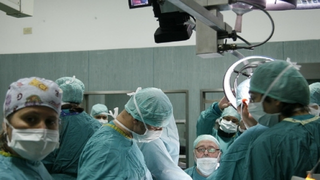 Tumori: sciolto il cancro in 10 minuti