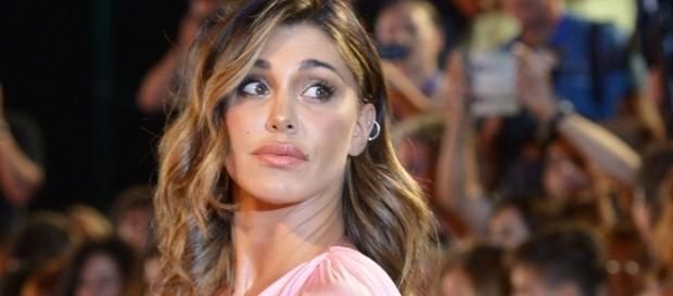 Gossip: Belen Rodriguez destabilizzata dalla dichiarazione d'amore di Stefano? Gossip: Belen Rodriguez destabilizzata dalla dichiarazione d'amore di Stefano?