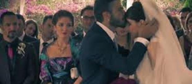 Marco sposa Agata ma Barbara è incinta Marco sposa Agata ma Barbara è incinta