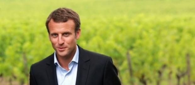 Pour Macron les partis n'existent plus, il faut faire autrement pour gouverner la France. Pour Macron les partis n'existent plus, il faut faire autrement pour gouverner la France.