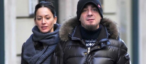 J Ax aspetta un bambino dalla moglie Eliana Cocker J Ax aspetta un bambino dalla moglie Eliana Cocker