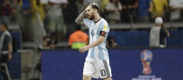 La Selección y Messi en un difícil momento La Selección y Messi en un difícil momento
