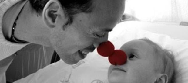 Neste Natal, doe carinho e faça a diferença na vida de alguém. Neste Natal, doe carinho e faça a diferença na vida de alguém.