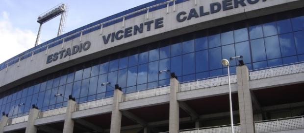 O Vicente Calderón é palco de mais um dérbi de Madrid O Vicente Calderón é palco de mais um dérbi de Madrid