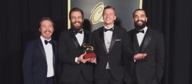 Scalene na premiação do Grammy Latino Scalene na premiação do Grammy Latino