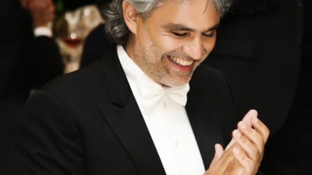 Andrea Bocelli: il 10 dicembre su Raiuno 'Il mio cinema' - sorrisi.com