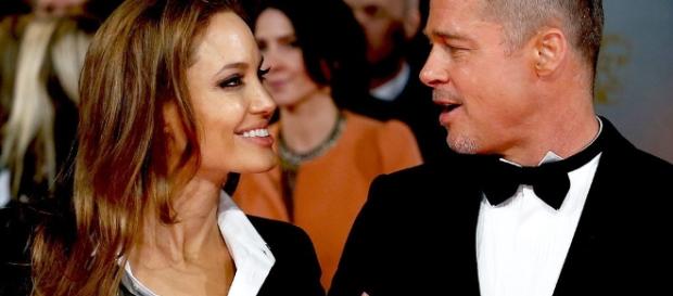 Angelina Jolie: video in difesa dei bimbi dopo separazione da Brad Pitt - bloglovin.com Angelina Jolie: video in difesa dei bimbi dopo separazione da Brad Pitt - bloglovin.com