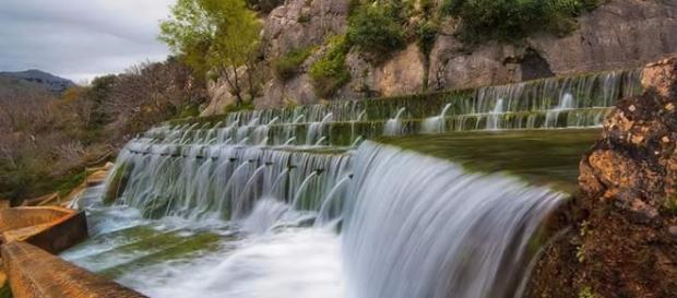 El agua. Nuestro oro líquido más preciado para vivir. El agua. Nuestro oro líquido más preciado para vivir.