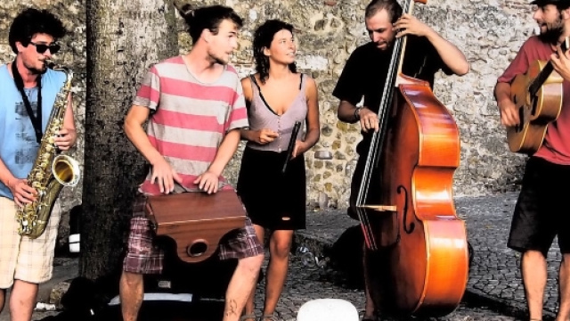 Il musicista e il suo amore per il pubblico della strada