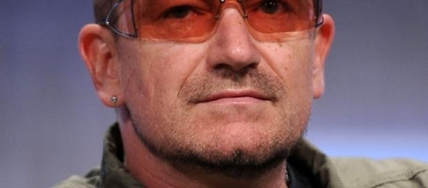Bono Vox tra le donne dell'anno per la rivista Glamour USA grazie al suo impegno nella lotta alla parità di genere Bono Vox tra le donne dell'anno per la rivista Glamour USA grazie al suo impegno nella lotta alla parità di genere