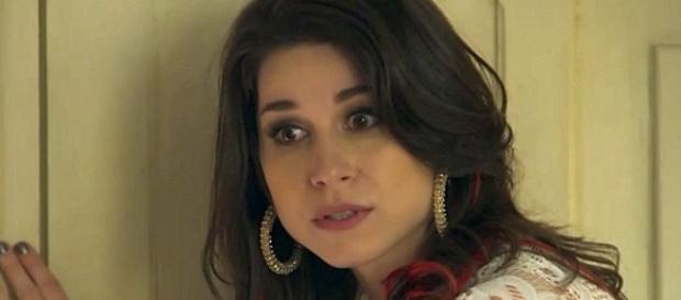 Carmela se arrepende e livra Shirlei da prisão Carmela se arrepende e livra Shirlei da prisão