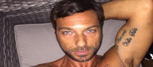 Costantino vitagliano contro Stefano Bettarini Costantino vitagliano contro Stefano Bettarini