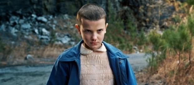 Eleven é interpretada pela jovem Millie Bobby Brown. Eleven é interpretada pela jovem Millie Bobby Brown.
