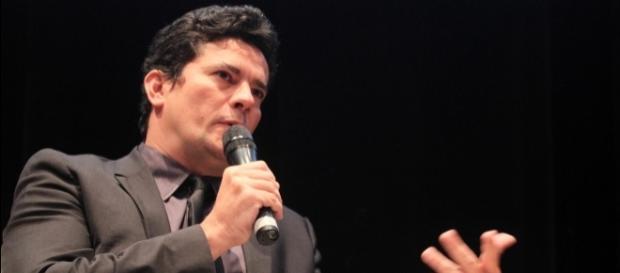 Sérgio Moro fará um "talk show" com Gherardo Colombo, da Operação Mãos Limpas Sérgio Moro fará um "talk show" com Gherardo Colombo, da Operação Mãos Limpas