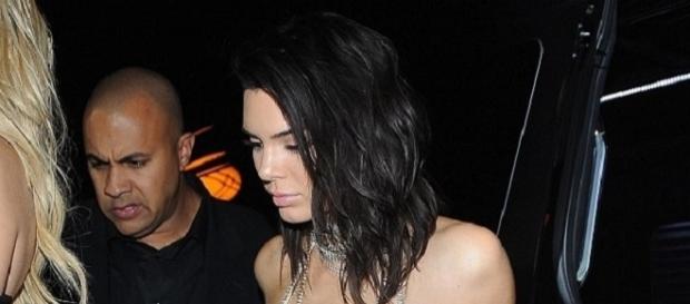 Uno dei look della festeggiata Kendall Jenner Uno dei look della festeggiata Kendall Jenner
