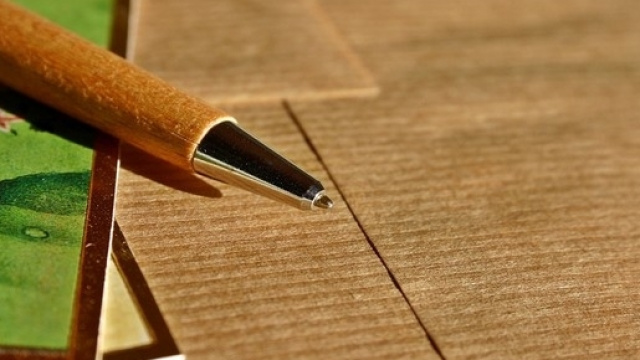 Buon onomastico a Carlo, frasi e auguri