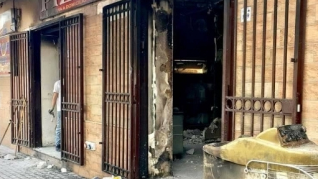 La pizzeria distrutta dall'incendio