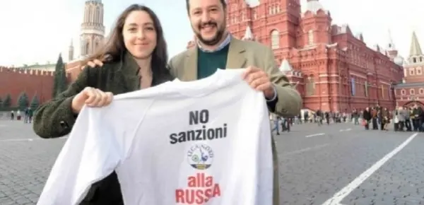 matteo-salvini-sulla-piazza-rossa-esprim