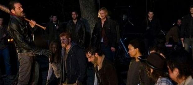 Fotograma del primer capítulo de la séptima temporada de The Walking Dead Fotograma del primer capítulo de la séptima temporada de The Walking Dead