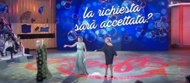 Gemma e Tina a Selfie - Le cose cambiano - virgilio.it Gemma e Tina a Selfie - Le cose cambiano - virgilio.it