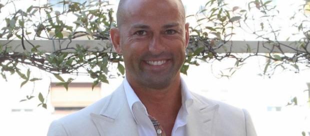 Isola dei Famosi 2017: Stefano Bettarini nel cast? Isola dei Famosi 2017: Stefano Bettarini nel cast?