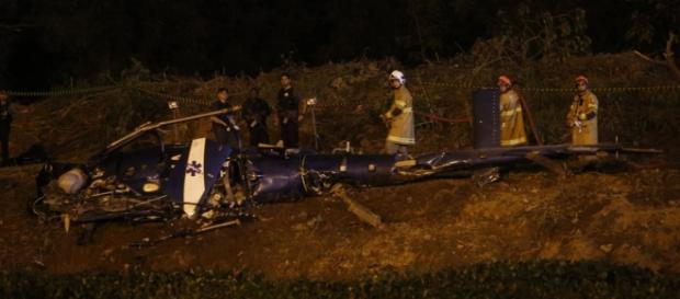 Helicóptero da Polícia Militar foi abatido por criminosos Helicóptero da Polícia Militar foi abatido por criminosos
