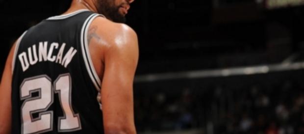 San Antonio Spurs retirará el dorsal de Tim Duncan San Antonio Spurs retirará el dorsal de Tim Duncan