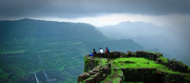 Treks In India A Must Go Before You Get Married - GossipKatta...- gossipkatta.com Treks In India A Must Go Before You Get Married - GossipKatta...- gossipkatta.com