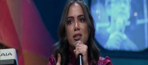 Anitta revela crítica do seu ex-ficante Anitta revela crítica do seu ex-ficante