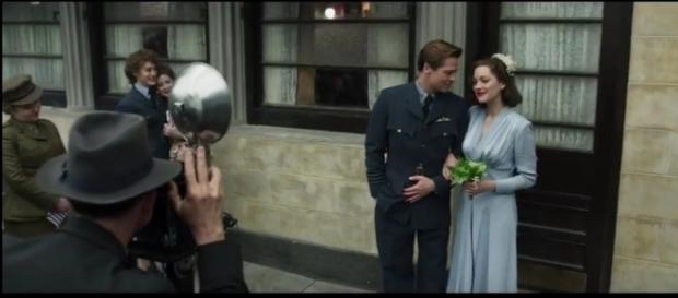 Brad Pitt et Marion Cotillard, mariés, dans le film Alliés Brad Pitt et Marion Cotillard, mariés, dans le film Alliés