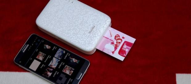 De tamaño sililar a un Smartphone De tamaño sililar a un Smartphone