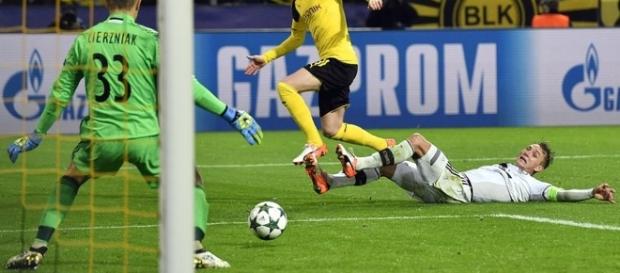 Depois de mais de seis meses fora dos gramados, Reus voltou em grande estilo (Foto: AP Photo/Martin Meissner) Depois de mais de seis meses fora dos gramados, Reus voltou em grande estilo (Foto: AP Photo/Martin Meissner)